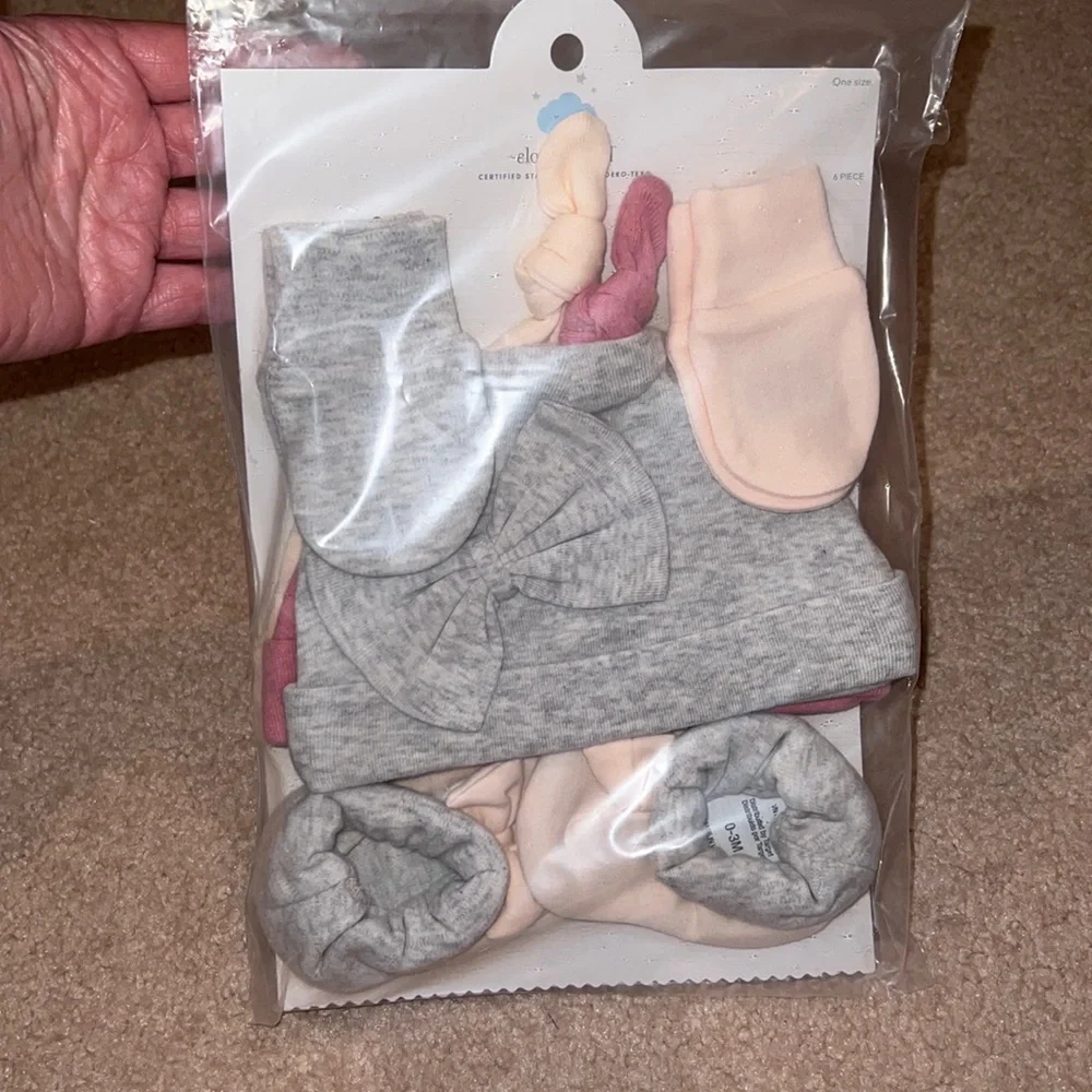 NWT Pink Cloud Island 6pc Newborn Accessories Girl hats mittens booties